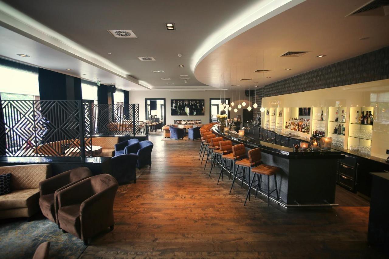 Van Der Valk Hotel Almere Luaran gambar