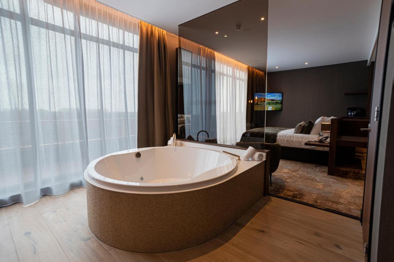 Van Der Valk Hotel Almere Luaran gambar