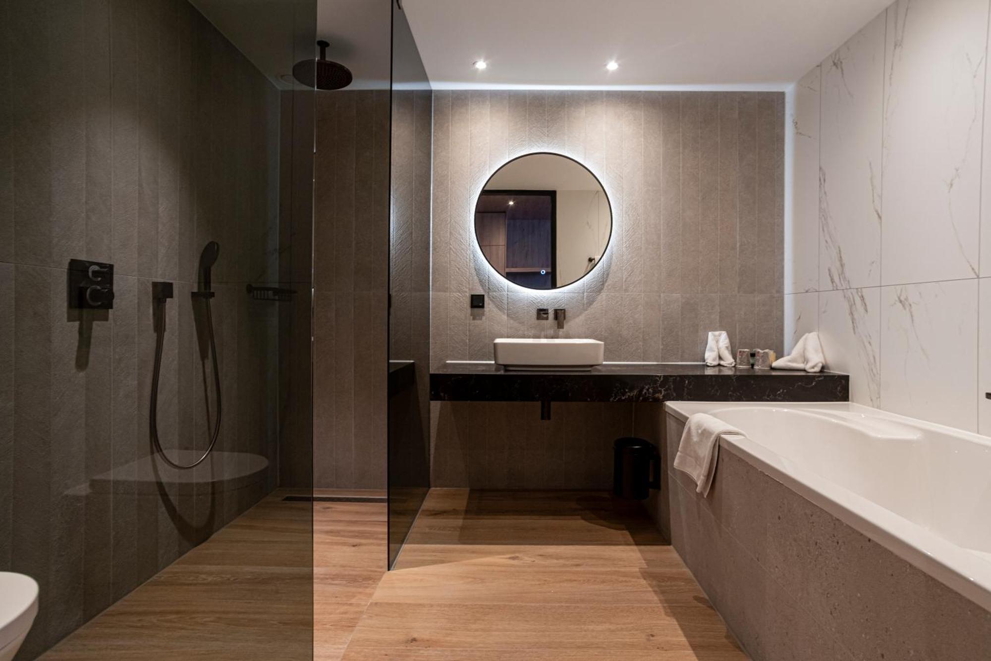 Van Der Valk Hotel Almere Luaran gambar